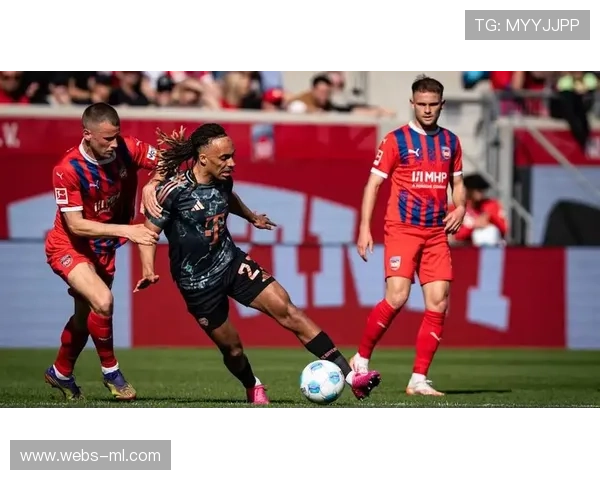 多特蒙德3-2逆转海登海姆，积分榜紧追拜仁